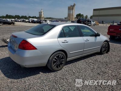 Trzecie zdjęcie samochodu z tyłu: 2007 HONDA ACCORD EX VIN:1HGCM56817A089529 - miniatura
