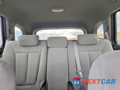 Zdjęcie 10 z 13 samochodu: 2009 HYUNDAI SANTA FE GLS VIN:5NMSG73D69H297218 - miniatura