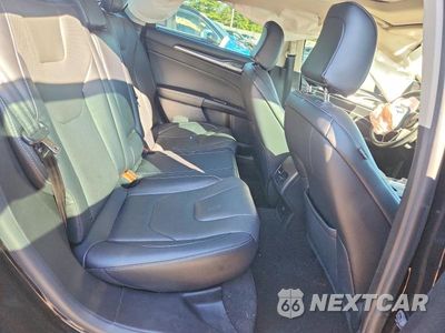 Zdjęcie 10 z 12 samochodu: 2020 FORD FUSION TITANIUM VIN:3FA6P0SU5LR142750 - miniatura