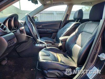 Zdjęcie 7 z 12 samochodu: 2005 MAZDA 3 HATCHBACK VIN:JM1BK143351295819 - miniatura