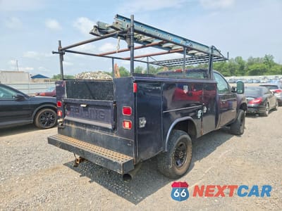 Trzecie zdjęcie samochodu z tyłu: 2010 GMC SIERRA K3500 VIN:1GD3K2B65AF105325 - miniatura