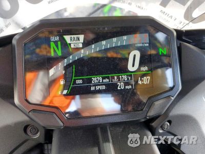 Zdjęcie 7 z 9 samochodu: 2024 KAWASAKI ZX636 K VIN:JKBZXJK10RA002083 - miniatura
