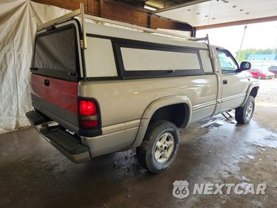 Trzecie zdjęcie samochodu z tyłu: 1999 DODGE RAM 1500 VIN:3B7HF16Y0XM547572 - miniatura
