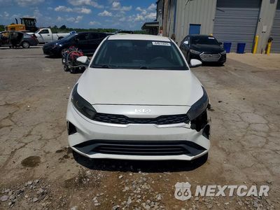 Piąte zdjęcie samochodu w środku: 2022 KIA FORTE LXS VIN:3KPF24AD7NE431253 - miniatura