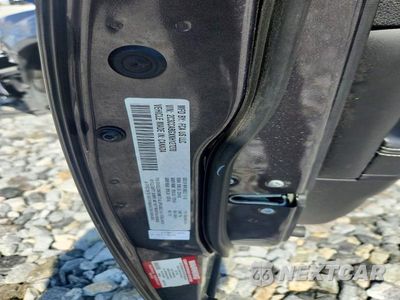 Zdjęcie 12 z 12 samochodu: 2022 CHRYSLER 300 S VIN:2C3CCABGXNH127270 - miniatura