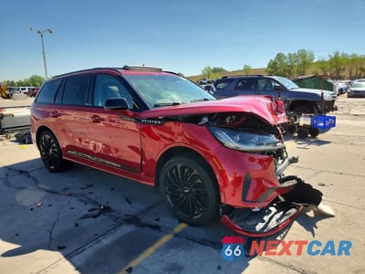 Czwarte zdjęcie samochodu z boku: 2025 LINCOLN AVIATOR RESERVE VIN:5LM5J7XC6SGL13178 - miniatura