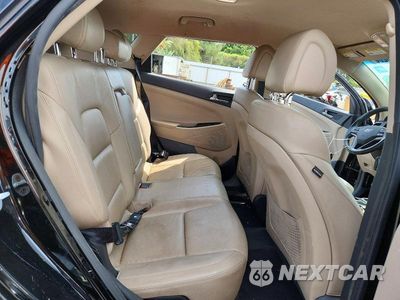 Zdjęcie 11 z 13 samochodu: 2016 HYUNDAI TUCSON LIMITED VIN:KM8J33A23GU165066 - miniatura