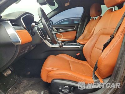 Zdjęcie 7 z 12 samochodu: 2021 JAGUAR XF R-DYNAMIC SE VIN:SAJBL4GX1MCY89424 - miniatura