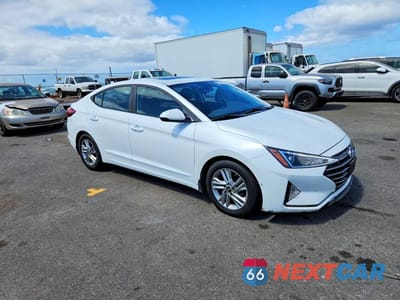Czwarte zdjęcie samochodu z boku: 2020 HYUNDAI ELANTRA VALUE EDITION VIN:5NPD84LF6LH549081 - miniatura