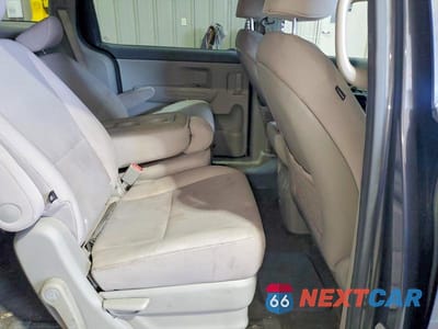 Zdjęcie 11 z 13 samochodu: 2016 KIA SEDONA LX VIN:KNDMB5C1XG6185839 - miniatura