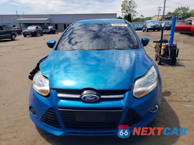 Piąte zdjęcie samochodu w środku: 2012 FORD FOCUS SE VIN:1FAHP3F25CL442211 - miniatura
