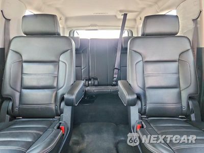 Zdjęcie 10 z 13 samochodu: 2017 GMC YUKON XL DENALI VIN:1GKS1HKJ9HR216676 - miniatura