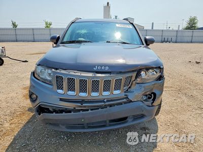 Piąte zdjęcie samochodu w środku: 2017 JEEP COMPASS LATITUDE VIN:1C4NJDEB5HD139954 - miniatura