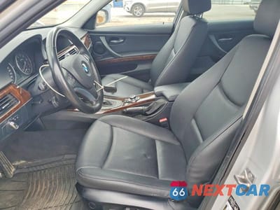 Zdjęcie 7 z 12 samochodu: 2011 BMW 328 XI VIN:WBAPK7C50BF088005 - miniatura