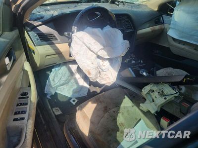 Zdjęcie 8 z 12 samochodu: 2015 HYUNDAI SONATA SPORT VIN:5NPE34AF0FH133862 - miniatura