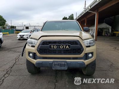 Piąte zdjęcie samochodu w środku: 2016 TOYOTA TACOMA TRD OFF-ROAD VIN:3TMCZ5AN1GM021263 - miniatura