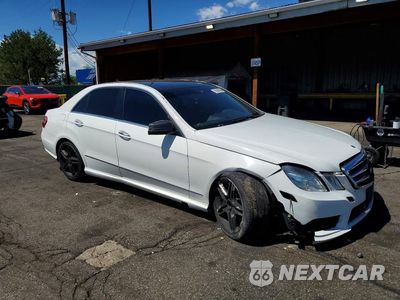 Czwarte zdjęcie samochodu z boku: 2013 MERCEDES-BENZ E 350 VIN:WDDHF5KB2DA691146 - miniatura