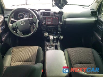 Zdjęcie 8 z 14 samochodu: 2020 TOYOTA 4RUNNER TRD OFF-ROAD VIN:JTEBU5JR5L5772729 - miniatura