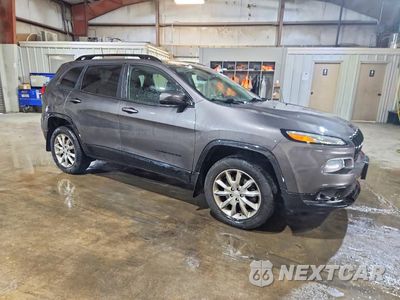 Czwarte zdjęcie samochodu z boku: 2018 JEEP CHEROKEE LATITUDE VIN:1C4PJMCX3JD587087 - miniatura