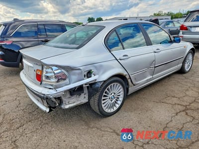 Trzecie zdjęcie samochodu z tyłu: 2004 BMW 330 XI VIN:WBAEW53404PN36277 - miniatura