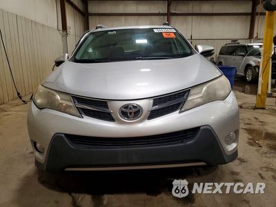Piąte zdjęcie samochodu w środku: 2014 TOYOTA RAV4 XLE VIN:2T3RFREV9EW195307 - miniatura