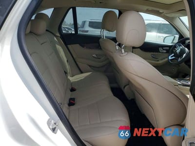 Zdjęcie 10 z 12 samochodu: 2021 MERCEDES-BENZ GLC 300 VIN:W1N0G8DB2MF900853 - miniatura