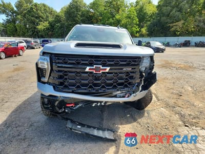 Piąte zdjęcie samochodu w środku: 2026 CHEVROLET SILVERADO K2500 ZR2 VIN:2GC4KYE7XT1195470 - miniatura