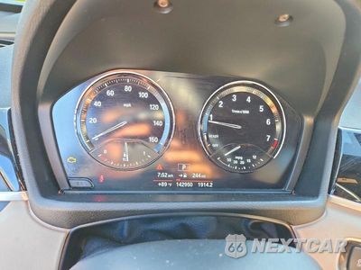 Zdjęcie 9 z 12 samochodu: 2018 BMW X1 XDRIVE28I VIN:WBXHT3C3XJ5L31452 - miniatura