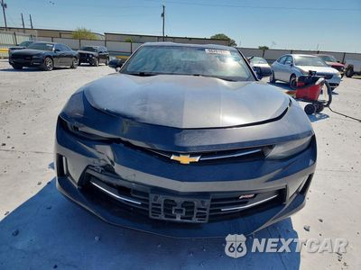 Piąte zdjęcie samochodu w środku: 2017 CHEVROLET CAMARO LT VIN:1G1FB1RX1H0145854 - miniatura