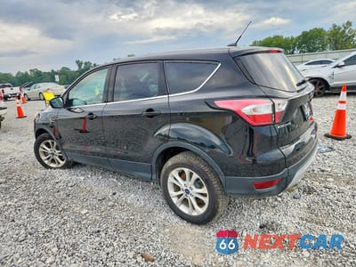 Drugie zdjęcie samochodu z przodu: 2017 FORD ESCAPE SE VIN:1FMCU9GD7HUD28868 - miniatura