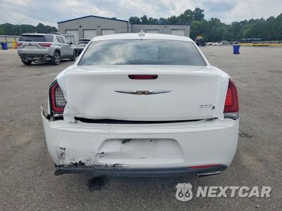 Zdjęcie 6 z 12 samochodu: 2015 CHRYSLER 300 S VIN:2C3CCABG6FH898830 - miniatura