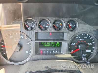 Zdjęcie 9 z 12 samochodu: 2008 FORD F550 SUPER DUTY VIN:1FDAF56R08EA05912 - miniatura