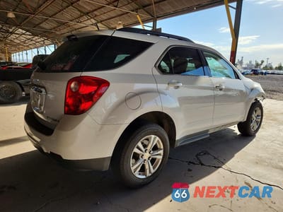 Trzecie zdjęcie samochodu z tyłu: 2010 CHEVROLET EQUINOX LT VIN:2CNFLNEW2A6213936 - miniatura