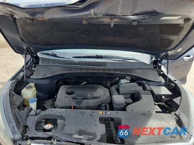 Zdjęcie 12 z 13 samochodu: 2017 KIA SORENTO LX VIN:5XYPG4A33HG280075 - miniatura