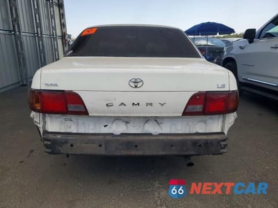 Zdjęcie 6 z 13 samochodu: 1995 TOYOTA CAMRY LE VIN:4T1SK12E8SU478725 - miniatura
