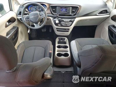 Zdjęcie 8 z 13 samochodu: 2017 CHRYSLER PACIFICA TOURING VIN:2C4RC1DG8HR609866 - miniatura