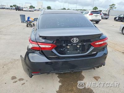 Zdjęcie 6 z 12 samochodu: 2018 TOYOTA CAMRY XSE VIN:4T1B61HK2JU030335 - miniatura