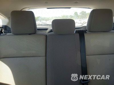 Zdjęcie 10 z 13 samochodu: 2014 FORD FOCUS VIN:1FADP3K21EL399266 - miniatura