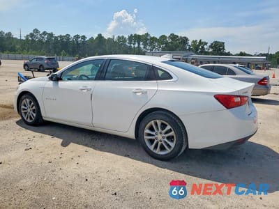 Drugie zdjęcie samochodu z przodu: 2018 CHEVROLET MALIBU LT VIN:1G1ZD5ST4JF168232 - miniatura