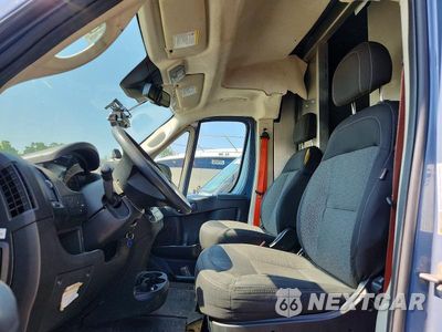 Zdjęcie 7 z 13 samochodu: 2021 RAM PROMASTER 3500 DELIVERY VAN VIN:3C6MRVJG4ME562505 - miniatura