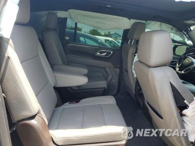 Zdjęcie 11 z 13 samochodu: 2021 CHEVROLET SUBURBAN K1500 LT VIN:1GNSKCKD5MR473647 - miniatura