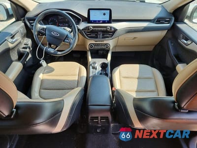 Zdjęcie 8 z 13 samochodu: 2020 FORD ESCAPE SEL VIN:1FMCU9H68LUA93437 - miniatura