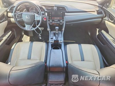Zdjęcie 8 z 12 samochodu: 2018 HONDA CIVIC SPORT TOURING VIN:SHHFK7H93JU238698 - miniatura