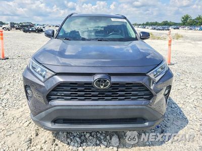 Piąte zdjęcie samochodu w środku: 2019 TOYOTA RAV4 XLE PREMIUM VIN:2T3A1RFV2KW083485 - miniatura