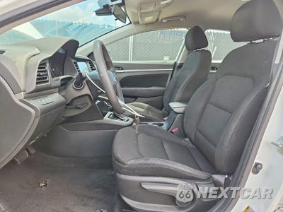 Zdjęcie 7 z 12 samochodu: 2020 HYUNDAI ELANTRA SEL VIN:5NPD84LF4LH577820 - miniatura