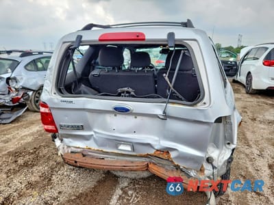 Zdjęcie 6 z 12 samochodu: 2011 FORD ESCAPE XLT VIN:1FMCU0D75BKA37850 - miniatura