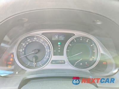 Zdjęcie 9 z 12 samochodu: 2006 LEXUS IS 250 VIN:JTHBK262965003075 - miniatura