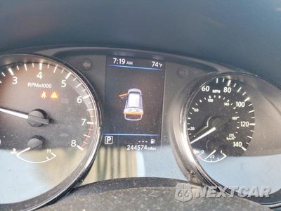 Zdjęcie 9 z 13 samochodu: 2018 NISSAN ROGUE SL VIN:JN8AT2MVXJW317509 - miniatura