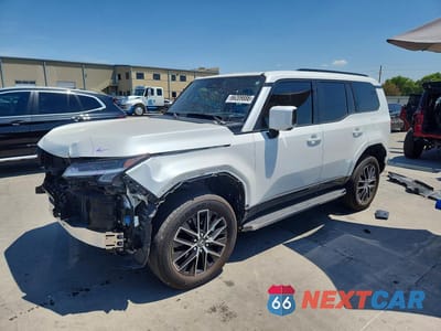 2024 LEXUS GX 550 PREMIUM+ JTJTBCDX2R5002376 - główne zdjęcie licytacji z USA - miniatura