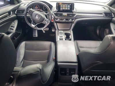 Zdjęcie 8 z 13 samochodu: 2018 HONDA ACCORD SPORT VIN:1HGCV2F32JA015303 - miniatura